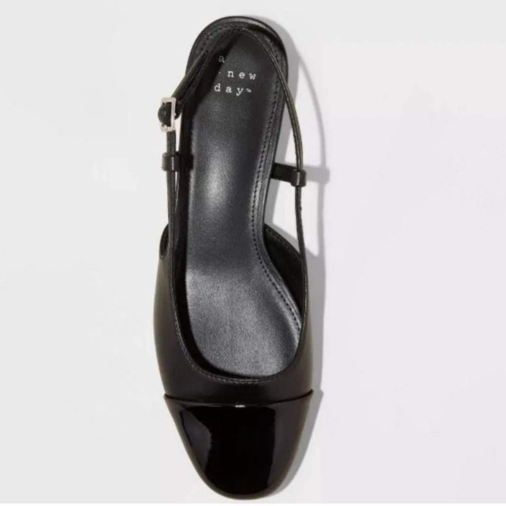 ⬇️A New Day Maxine Black Flats with Sleek Slingback Design - Picture 2 of 5